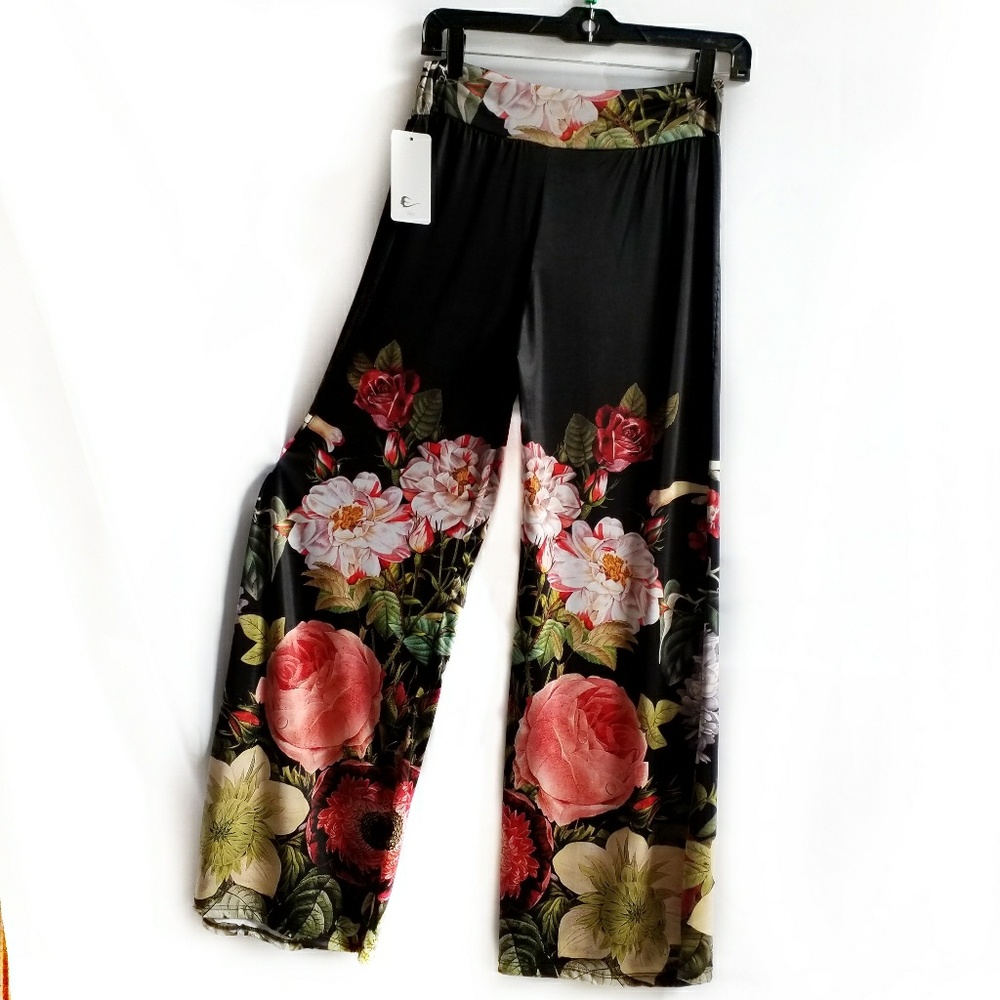 Black/Floral wide leg slacks NWT, M-L